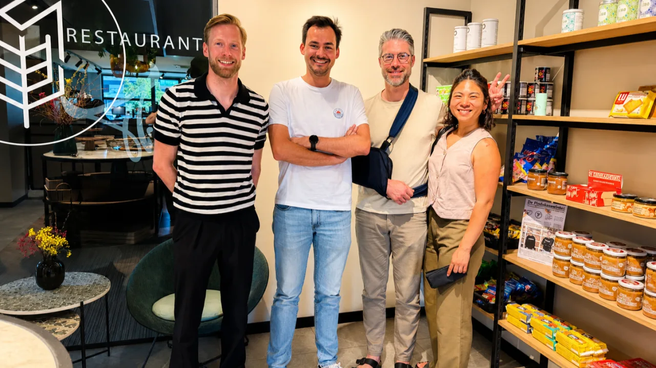The Suivo and Customer Impact teams together, with Axel Soomers of Suivo